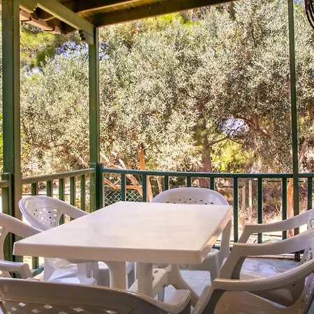 Villa Vacation W Garden 10 Min To Sea In *