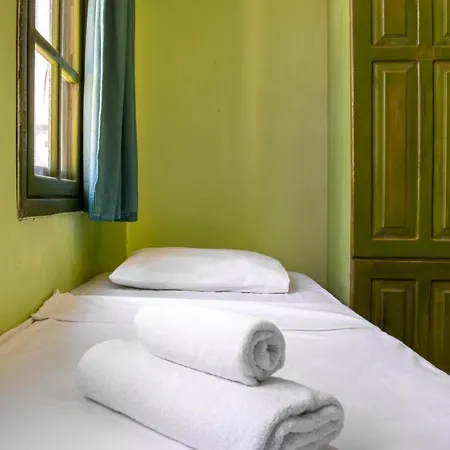 Villa Vacation W Garden 10 Min To Sea In *